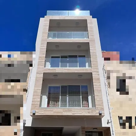 The Suites * Naxxar